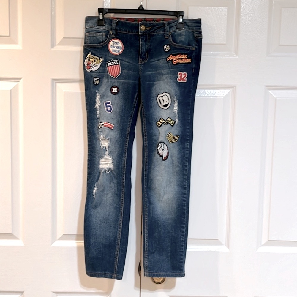 Premier Denim by Rue 21-Distressed Mid Rise Skinny Jeans-w/Patches-Sz 5/6